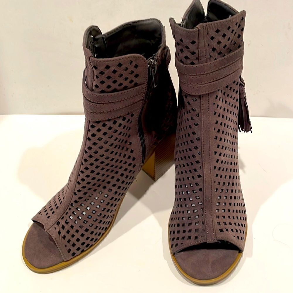 London Rag “Serena” Open Toe Booties Women's Size 9